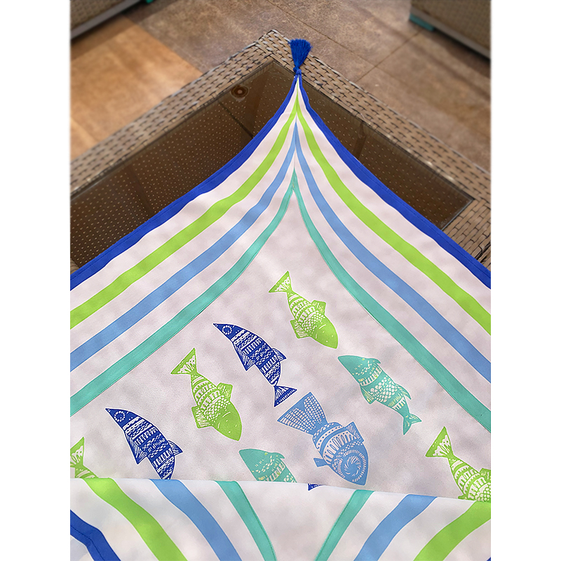 Blue green Fishes tablecloth 150 x 150 cm